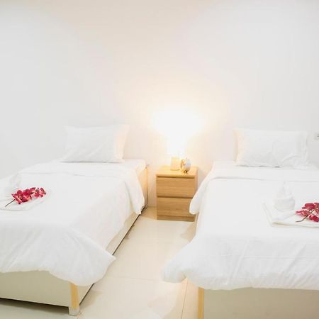 ตะวันแมนชั่น Apartment Ban Na Khua Exterior photo