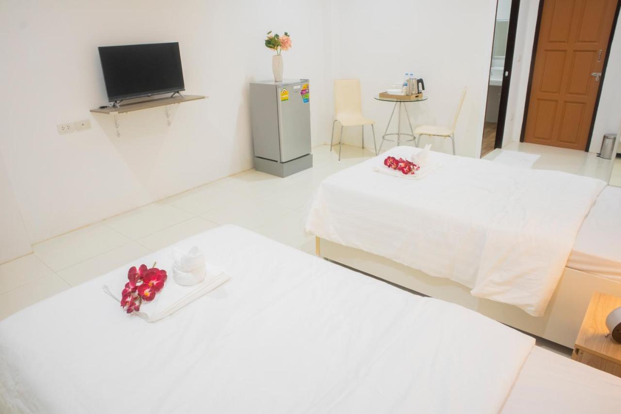 ตะวันแมนชั่น Apartment Ban Na Khua Exterior photo